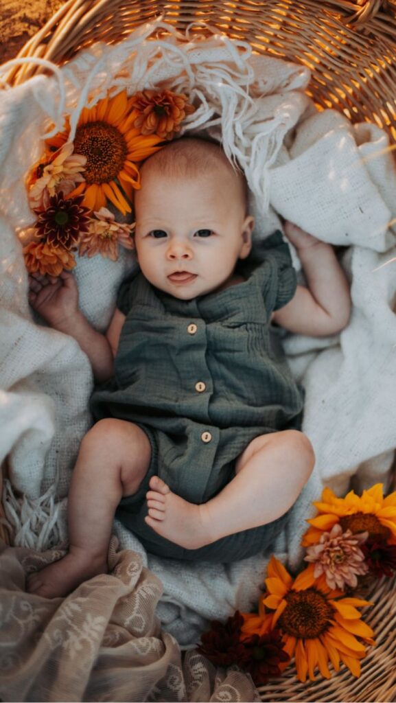 fall baby pictures photography