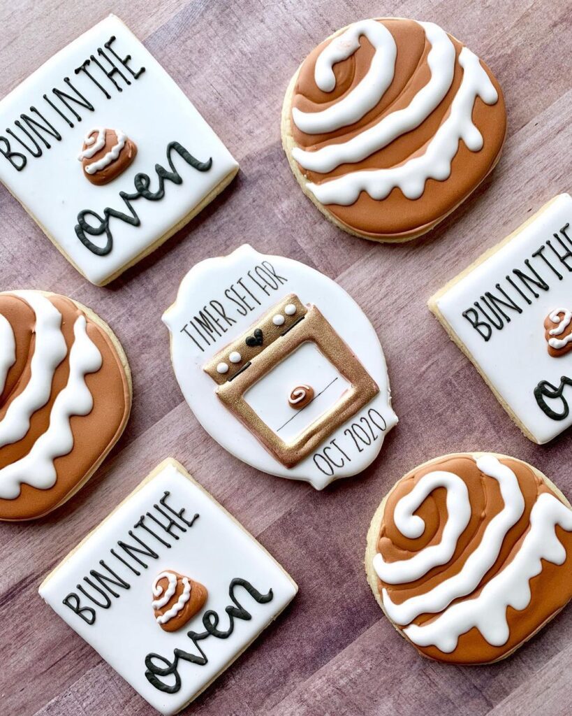 Bun in the oven pregnancy announcement cookies